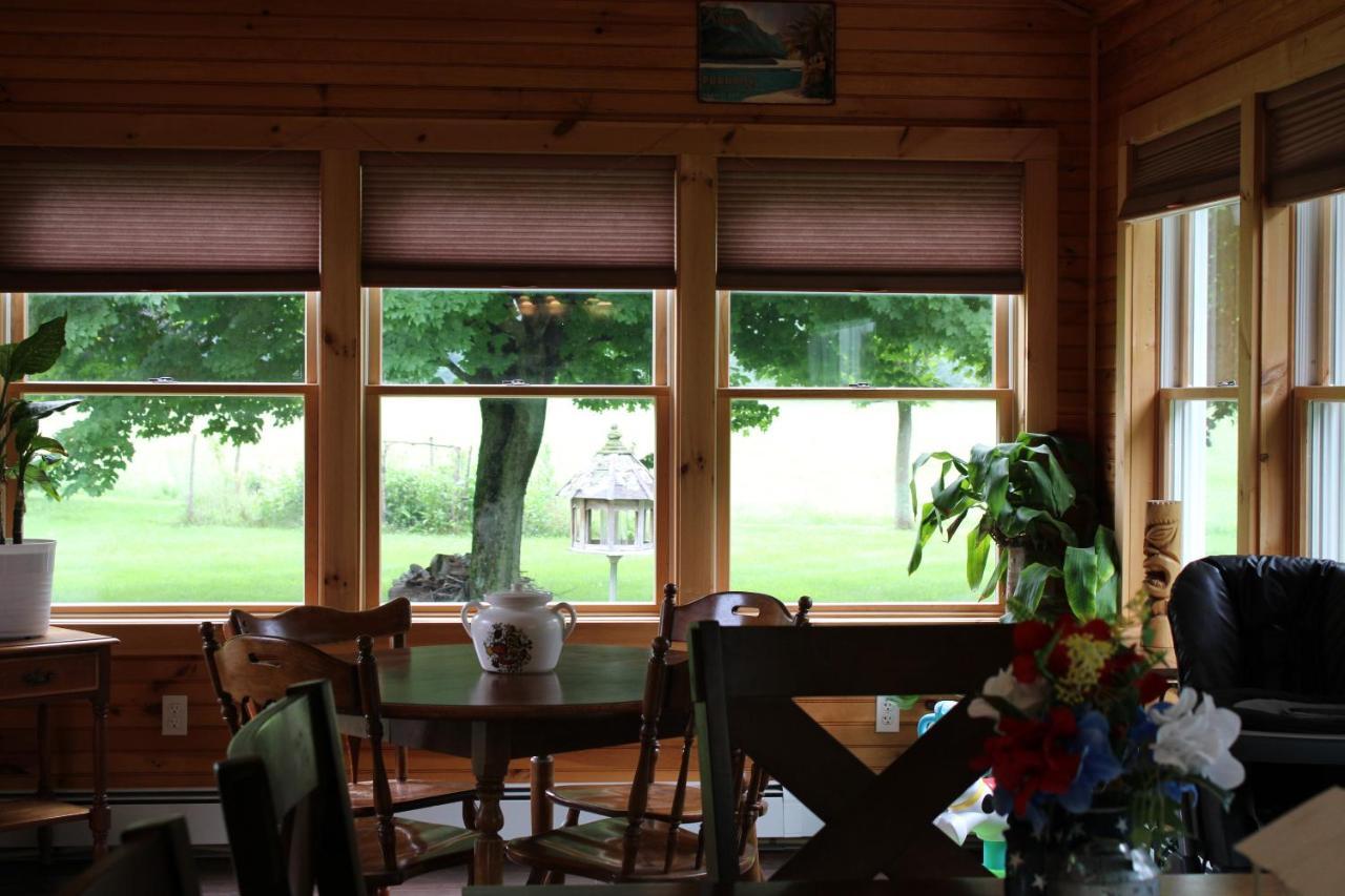 Maple Leaf Acre Villa Williston Ngoại thất bức ảnh